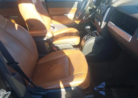 2016 Jeep Compass High Altitude Edition z USA, uszkodzony, nr VIN 1C4NJDEB8GD773287